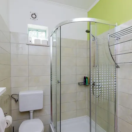 Гостевой дом & V&m 4*