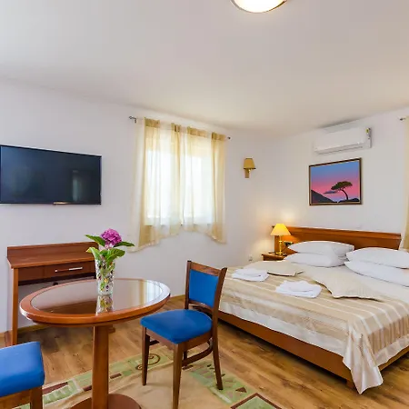 Pensionat & V&m Dubrovnik