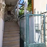 & V&m Dubrovnik